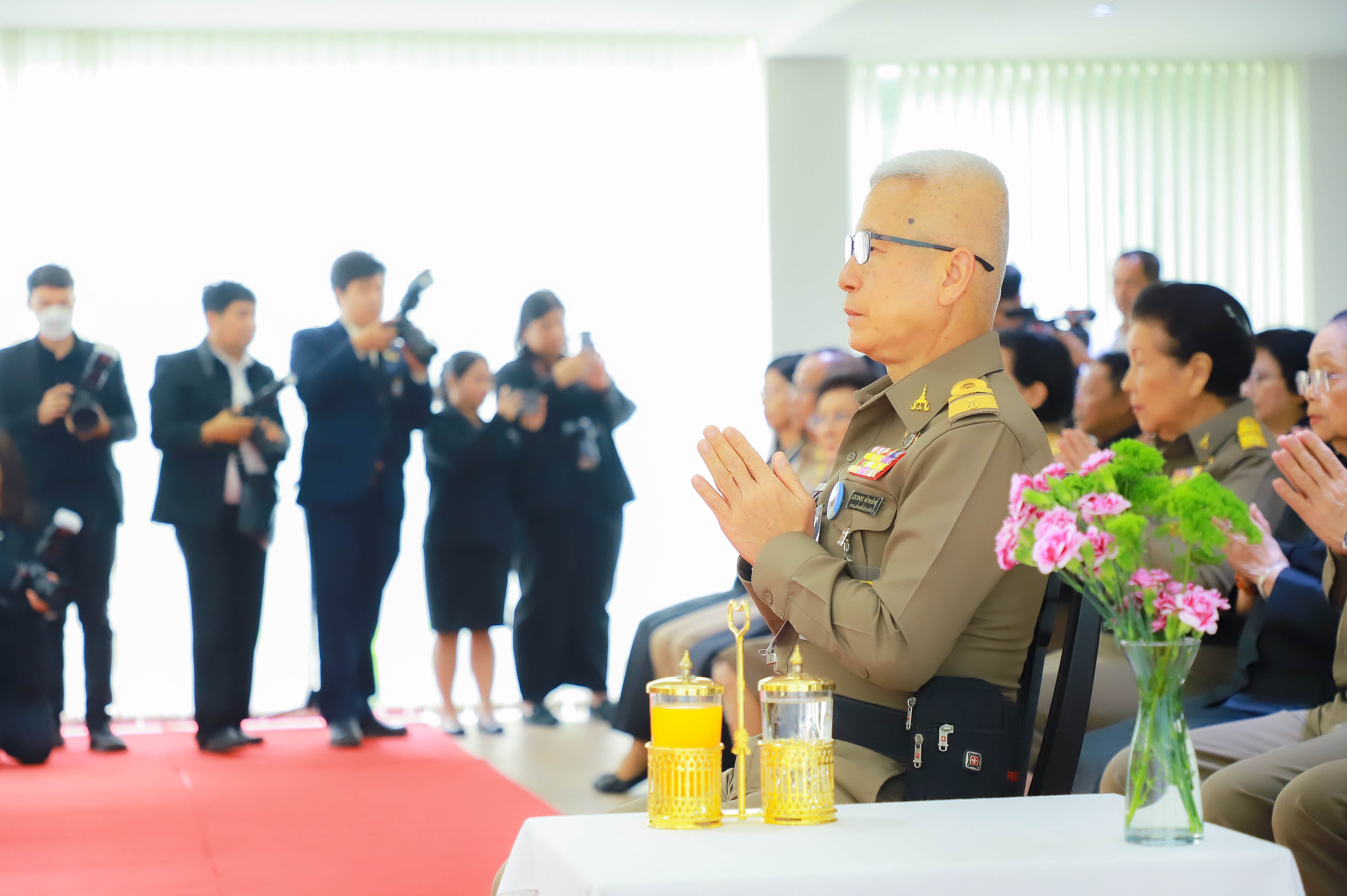 title - ส.ป.ก. เข้าร่วมพิธีเจริญพระพุทธมนต์บำเพ็ญพระราชกุศล ถวายความอาลัยแด่ สมเด็จพระนางเจ้าสิริกิติ์ พระบรมราชินีนาถ พระบรมราชชนนีพันปีหลวง และสมเด็จพระเจ้าลูกเธอ เจ้าฟ้าพัชรกิติยาภา นเรนทิราเทพยวดี กรมหลวงราชสาริณีสิริพัชร มหาวัชรราชธิดา